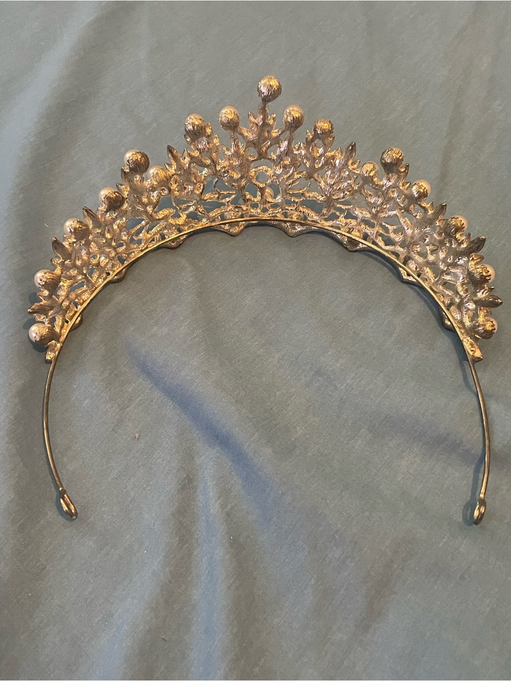 Silver Pearl Accent Tiara- Elegant Women’s Accessory- Bridgerton Experience - Picture 2 of 5